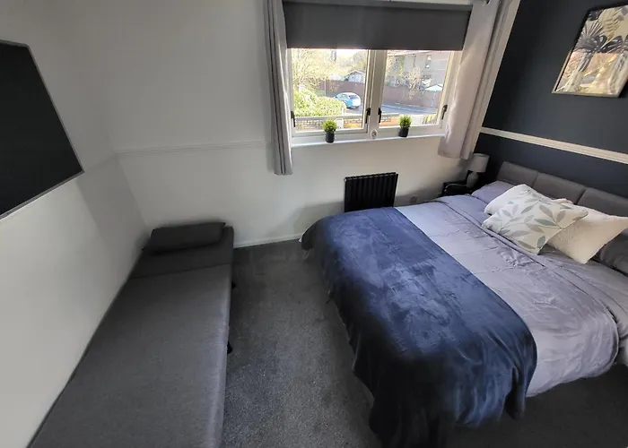 Stylish Home In Linlithgow With Free Parking