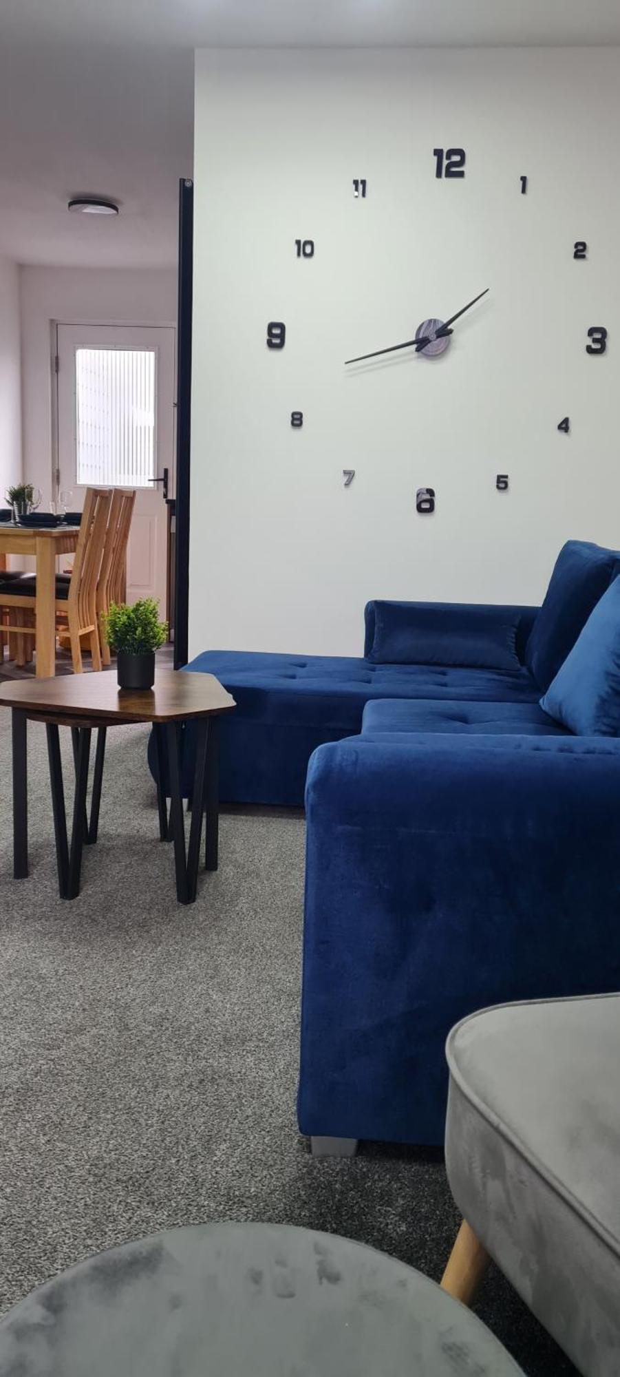 Stylish In With Free Parking Linlithgow