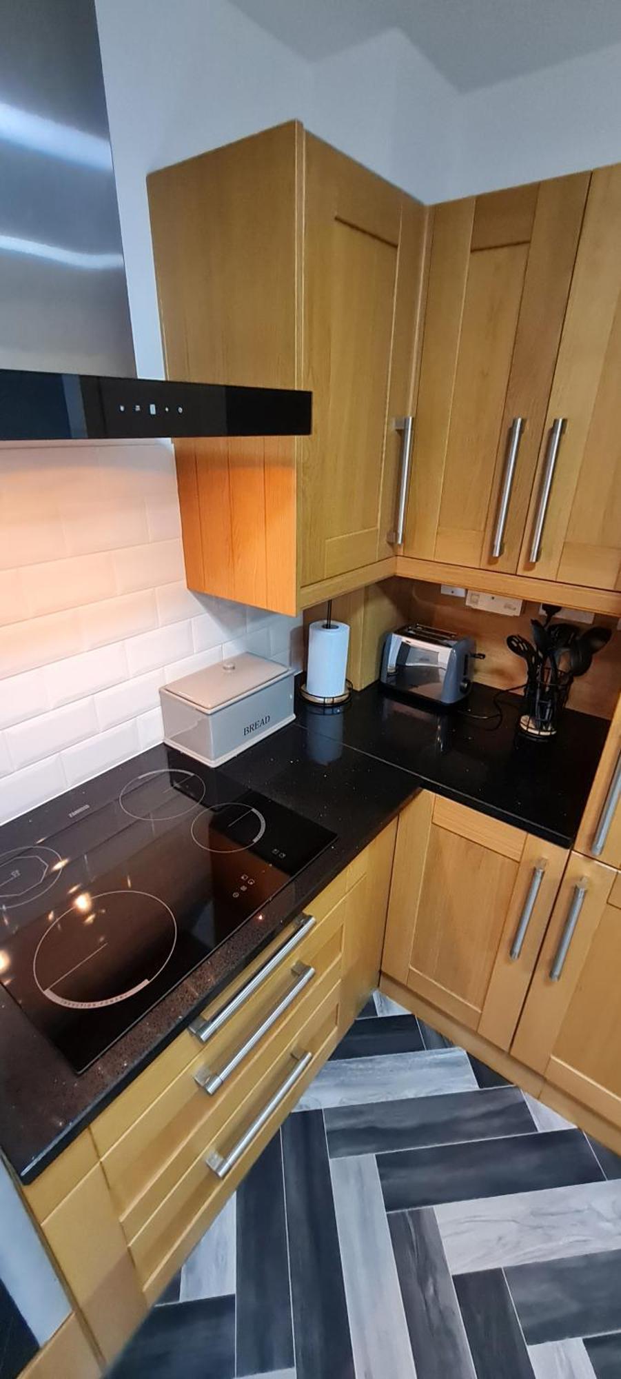 Stylish In With Free Parking Holiday home