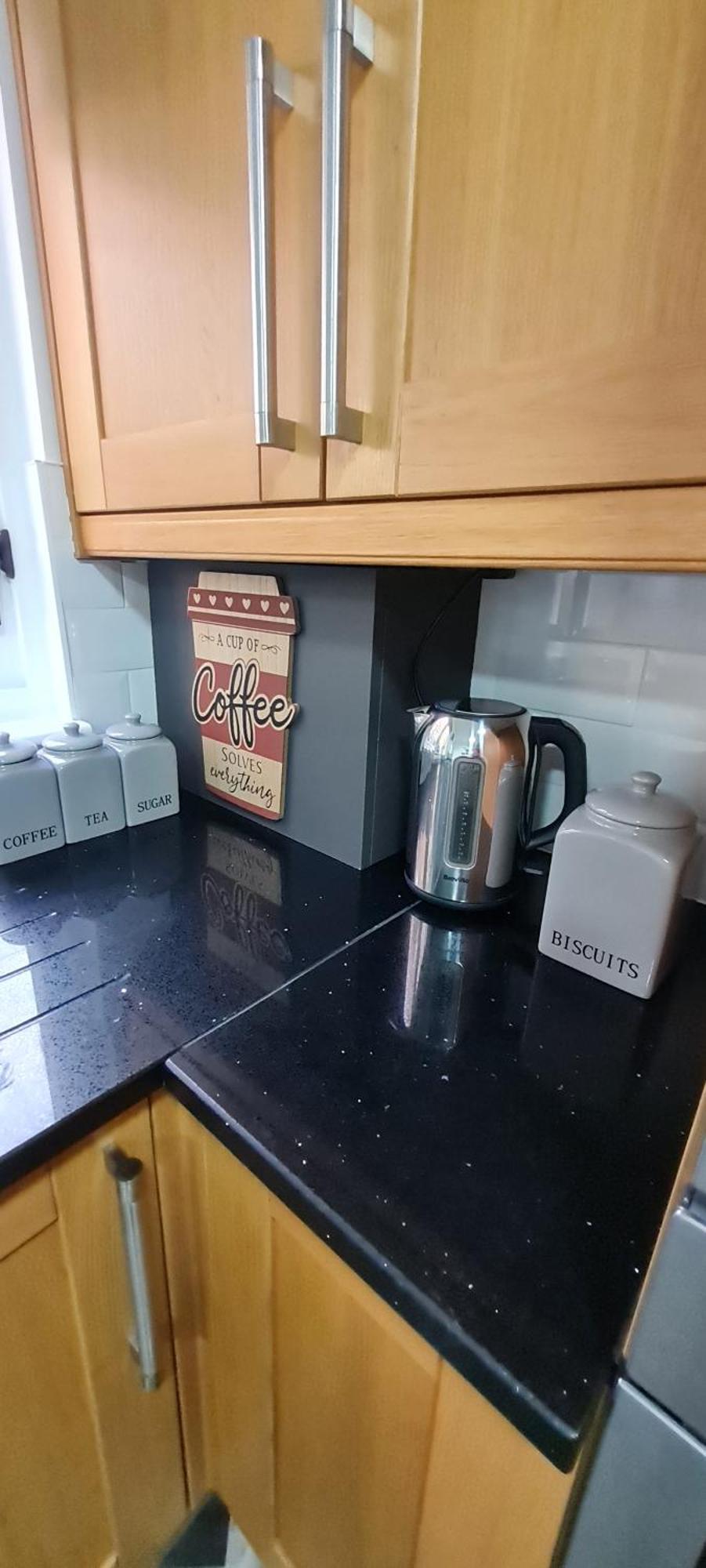 Holiday home Stylish In With Free Parking *