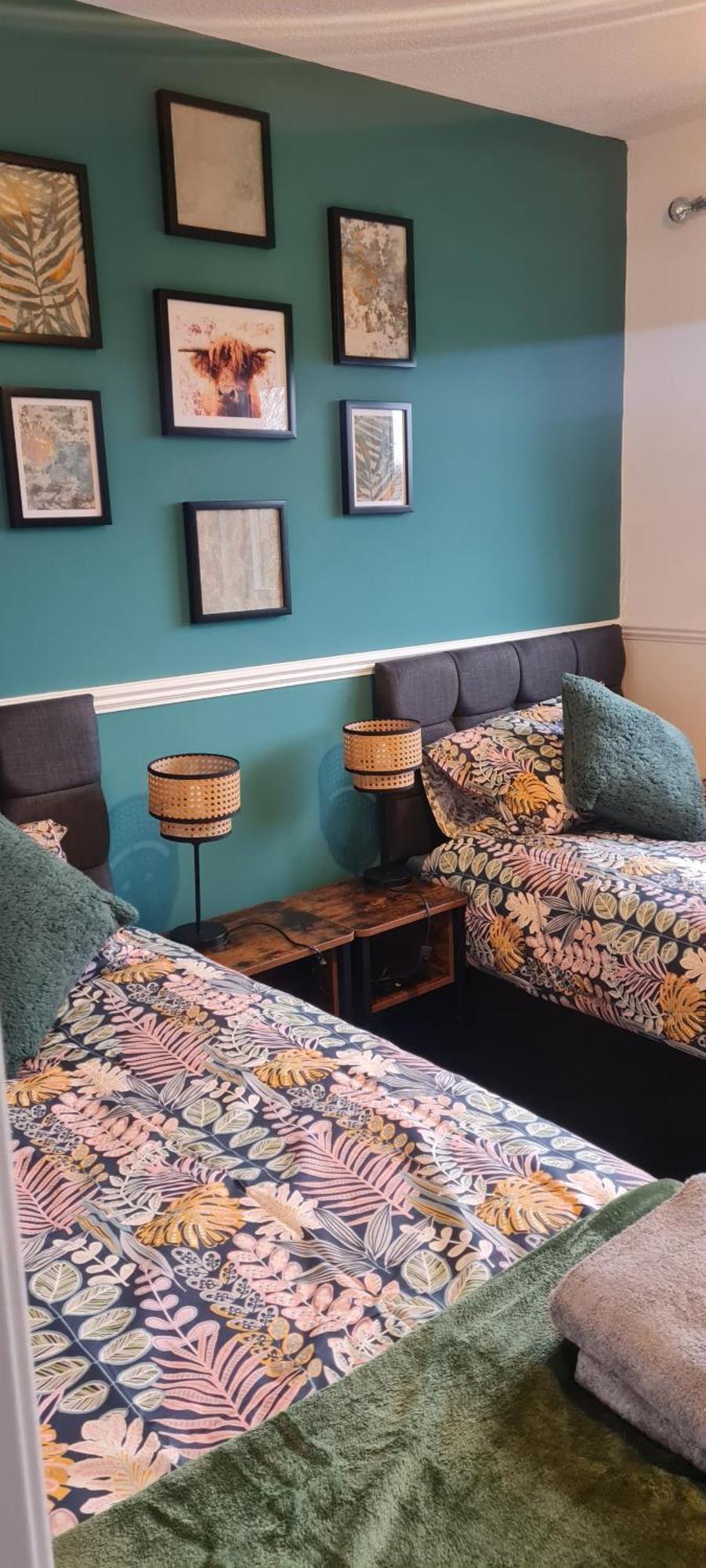 Holiday home Stylish In With Free Parking Linlithgow